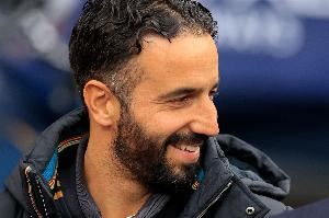 阿莫林：我最大的问题是球员轻信媒体说的阵型问题，我很生气😠