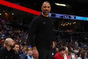 乌度卡：场上到处都有队友处于空位 但我们却在强行出手