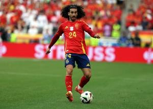 库库雷利亚:亚马尔比同龄人成熟得多,像这样的球员总是难以预测